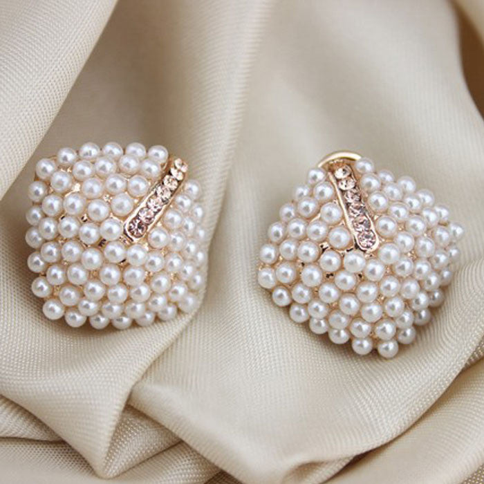 ExquisiteFashion OL Style Women Stud Earrings Pearl Rhombus Crystal Rhinestone